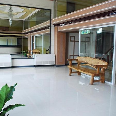 Hotel Uno Davao Exterior foto